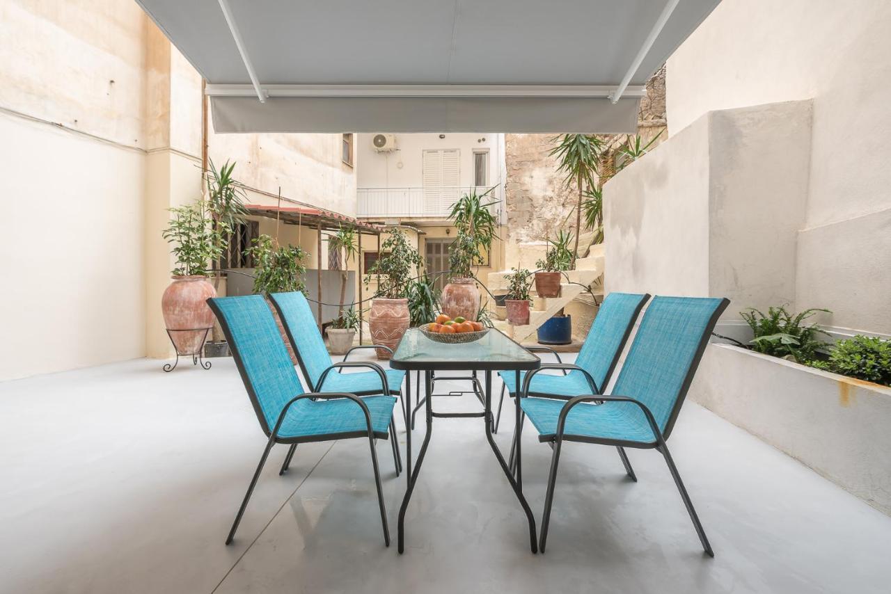 The Courtyard Oasis Apartman Athén Kültér fotó