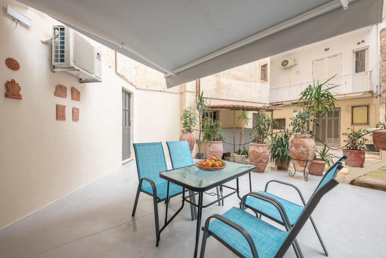 The Courtyard Oasis Apartman Athén Kültér fotó